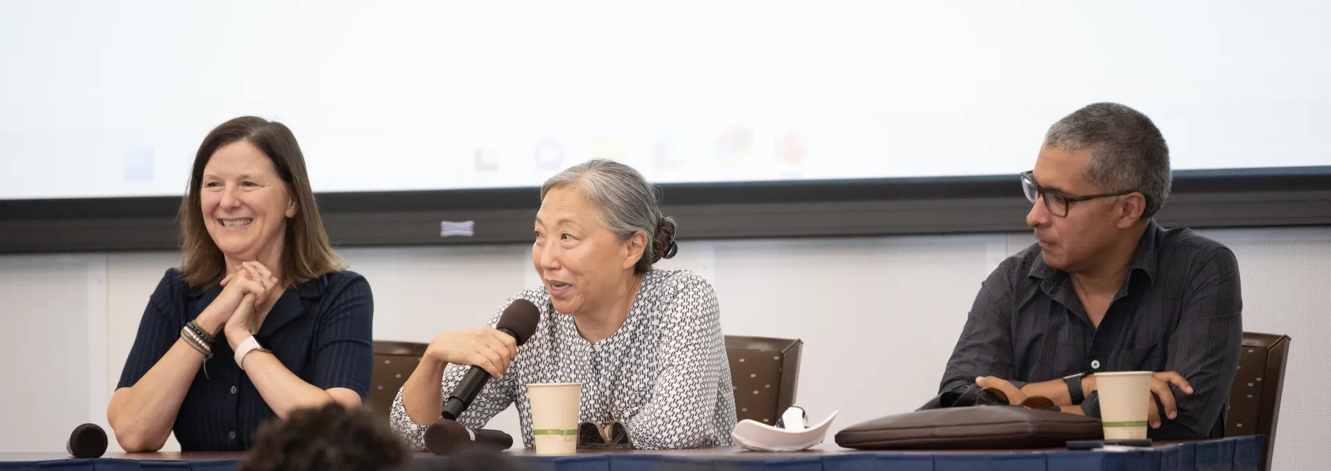 Business major faculty at orientation