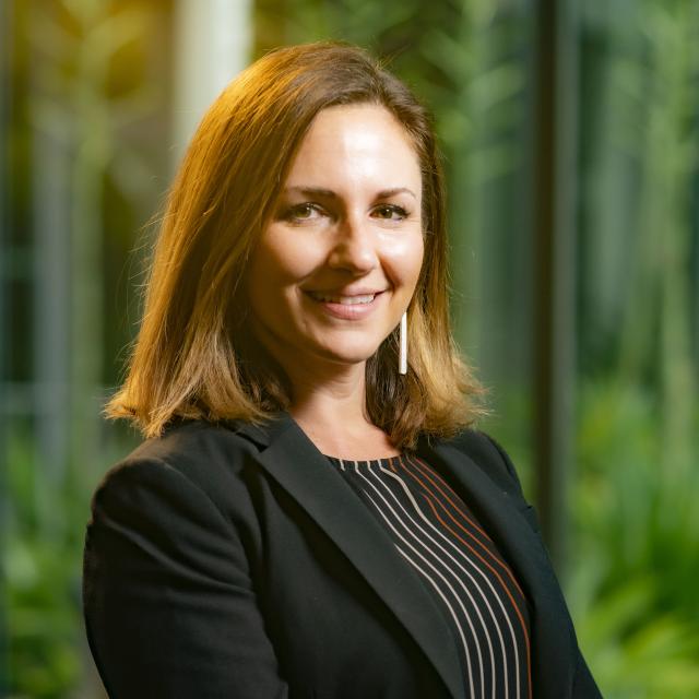 Portrait of Aysha Dinius