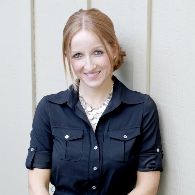 Headshot of Vanessa Errecarte