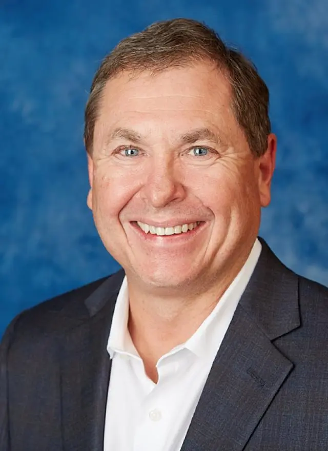 Headshot of Robert Yetman