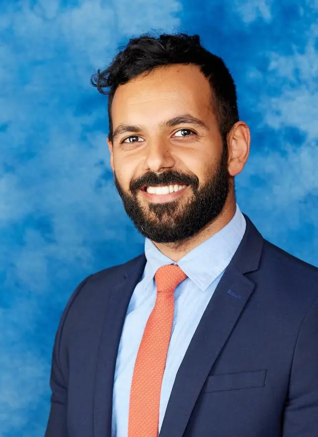 Ali Khaleel Ali MBA 22 portrait 