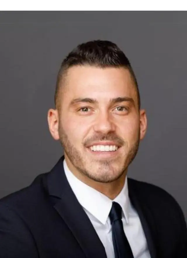 headshot of Gennaro Tecchia