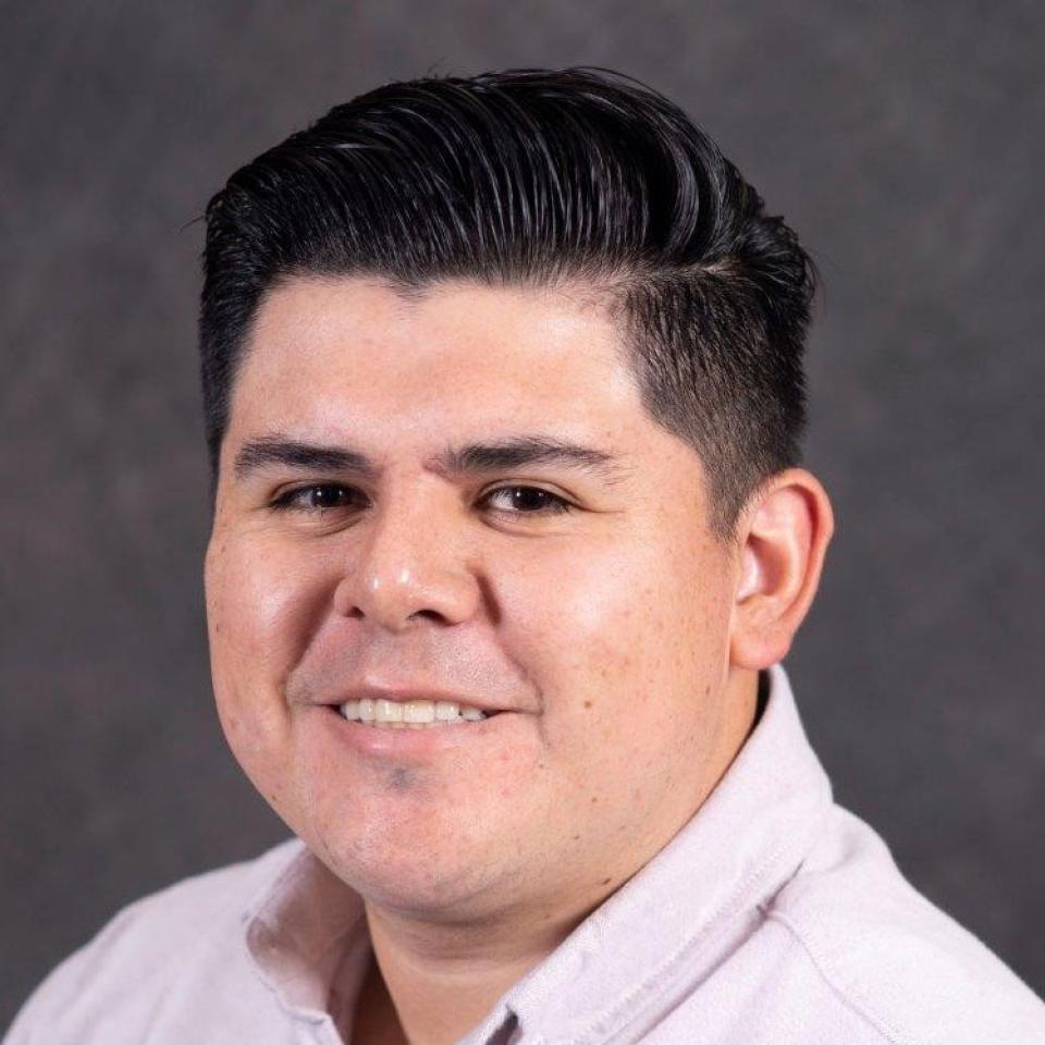 Alexandro Perez-Tovar MBA headshot