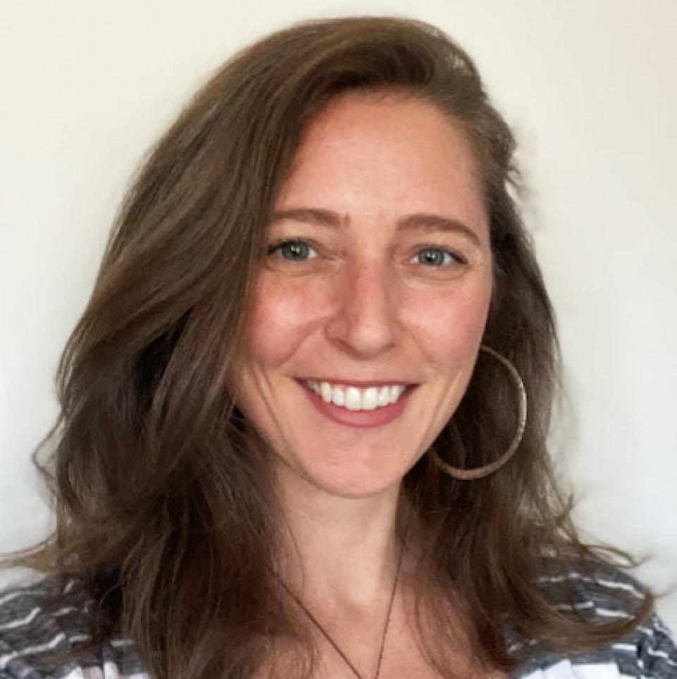Headshot of Carrie Prince