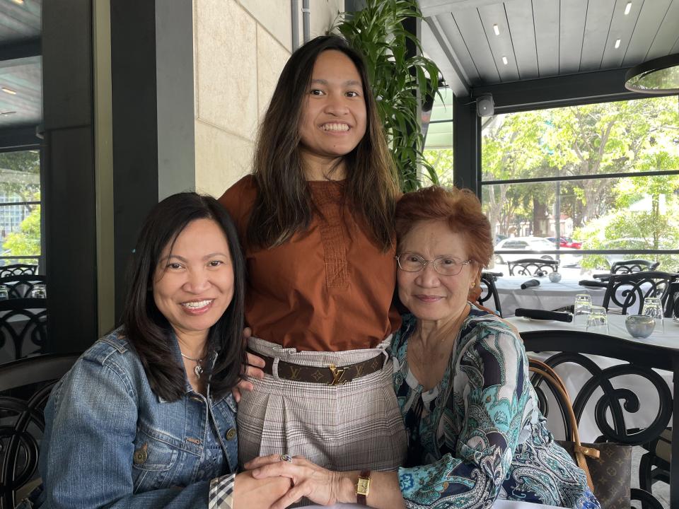Angelina Cayabyab with her mother and grandmother