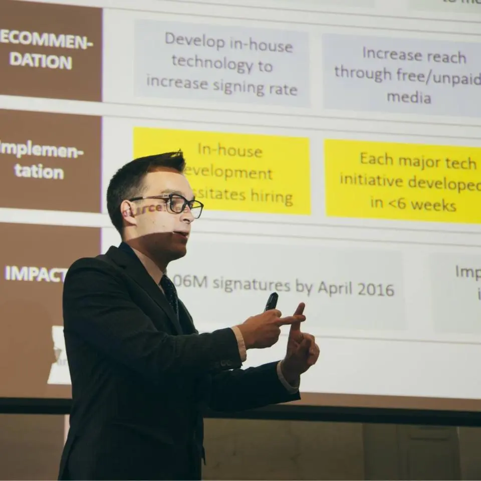 Stefan Hermanek giving a presentation