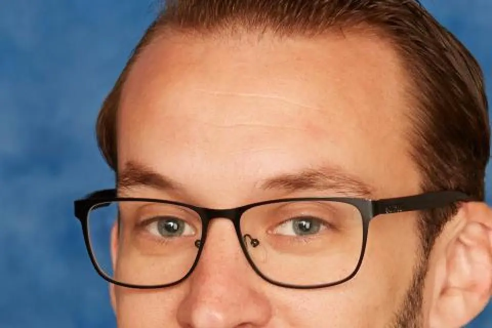 Portrait of Steven Stearns