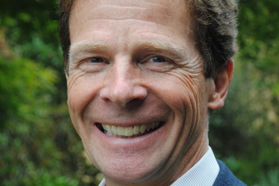 Headshot of Scott Strait