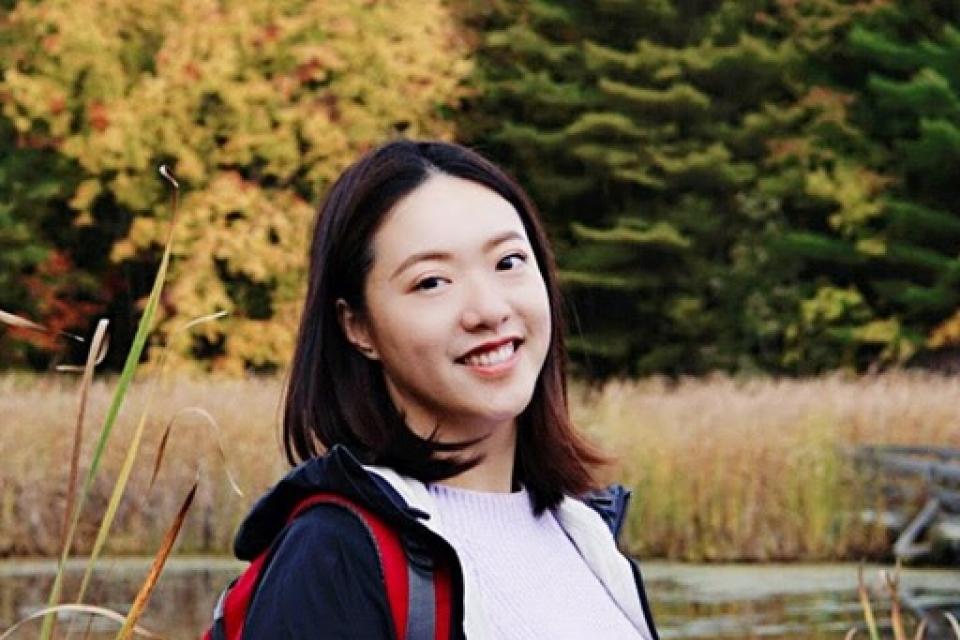 Headshot of Vivian Zhang