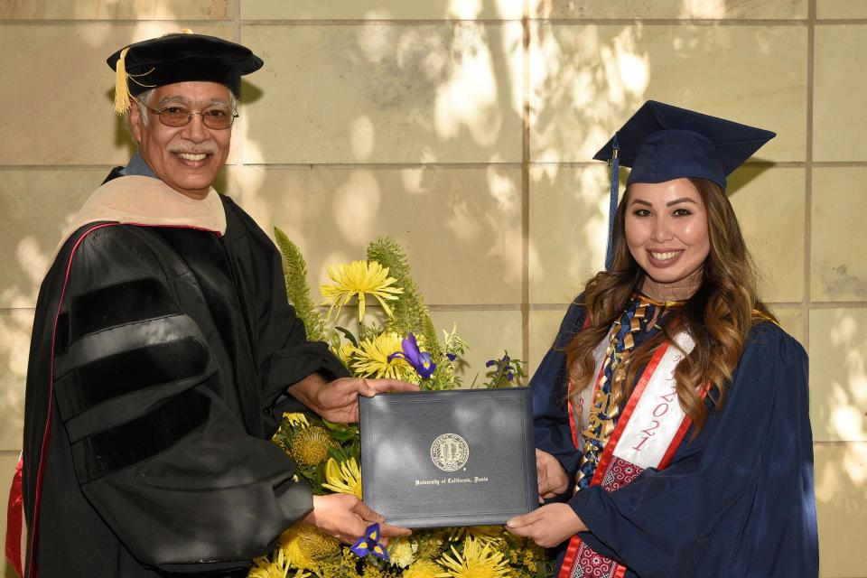 Bee Yand with Dean H. Rao Unnava
